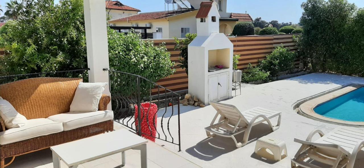 Villa Bougainvillea With Privite Pool Karşıyaka  Dış mekan fotoğraf